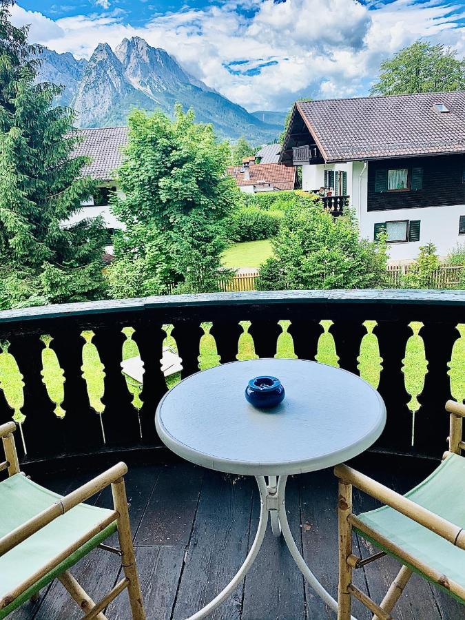 Gaestehaus Hohe Tannen Garmisch-Partenkirchen Exterior photo