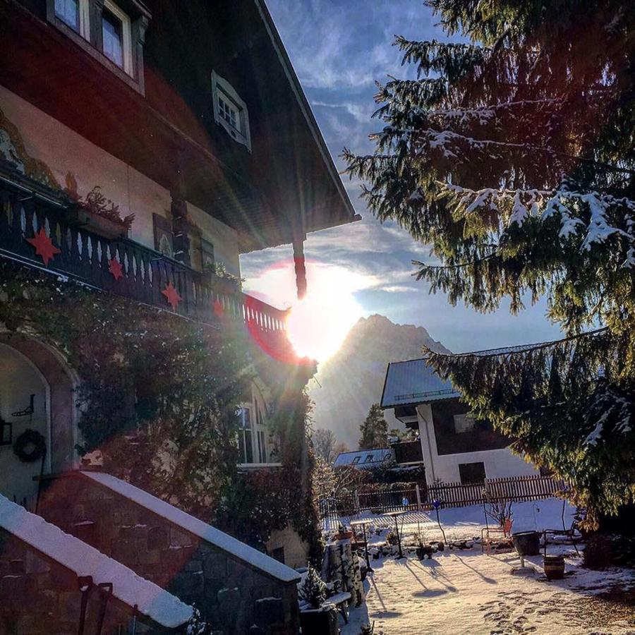 Gaestehaus Hohe Tannen Garmisch-Partenkirchen Exterior photo